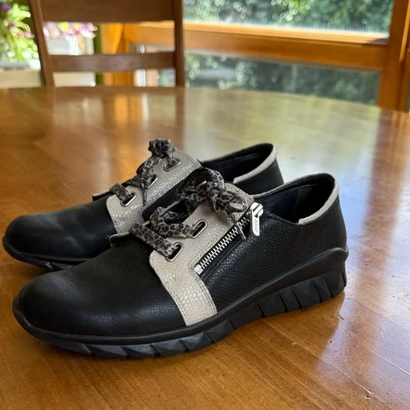 Naot Black and Gray Women's Sneakers - Picture 4 of 4